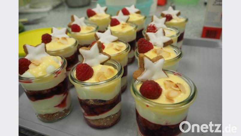 Dieses Himbeer-Zimtstern-Schicht-Dessert sieht schon recht verlockend aus. Bild: bl