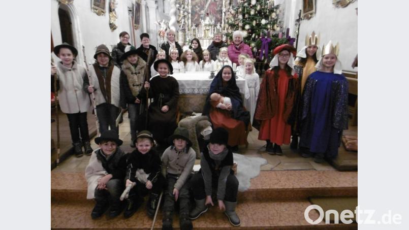 Die Luher Martinsspatzen bereiten sich seit langem auf das Krippenspiel am Heiligen Abend um 15 Uhr in St. Martin in Luhe vor. Bild: rgl