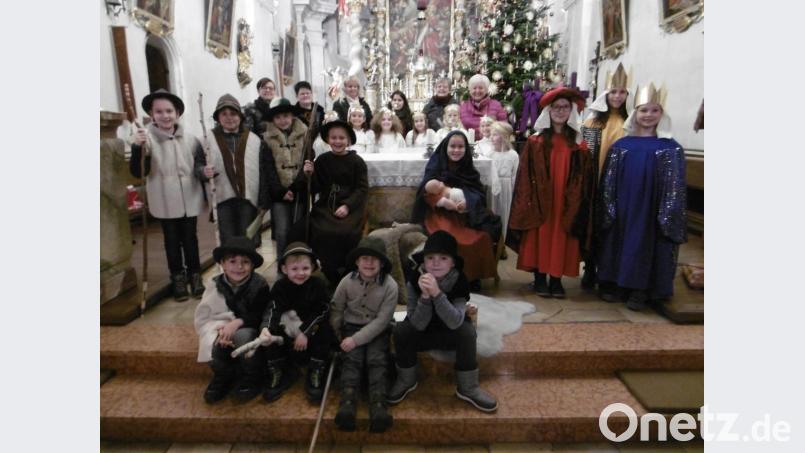Die Luher Martinsspatzen bereiten sich seit langem auf das Krippenspiel am Heiligen Abend um 15 Uhr in St. Martin in Luhe vor. Bild: rgl