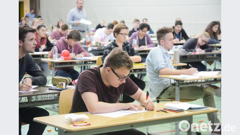 In Bayern sorgt das Mathe-Abi für rauchende Köpfe bei den Schülern. Bild: Gabi Schönberger
