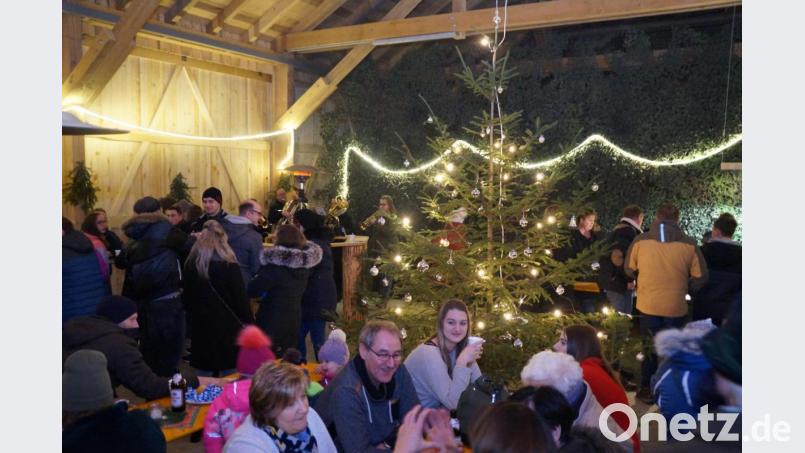 Auf großen Publikumszuspruch stieß erneut der Christkindlmarkt in Dautersdorf. Bild: rkp