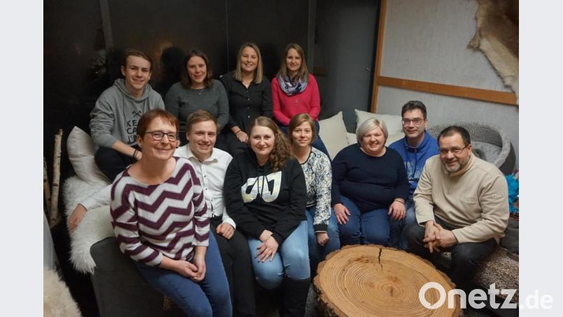 Die Helferinnen und Helfer der CAJ lassen es sich gut gehen. Bild: hme