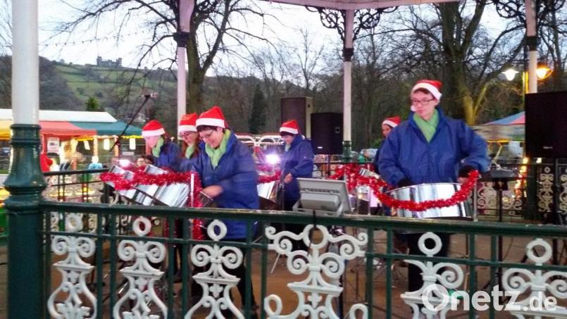 Christkindlmärkte gleichen einer Winter-Kirwa, aber es bisschen weihnachtliche Live-Musik braucht es schon. Bild: exb/Harald Herrle