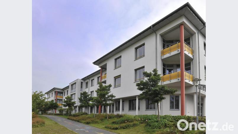 Im Krankenhaus in Kemnath hat sich ein Hochstapler als Arzt ausgegeben und Patienten behandelt. Bild: exb