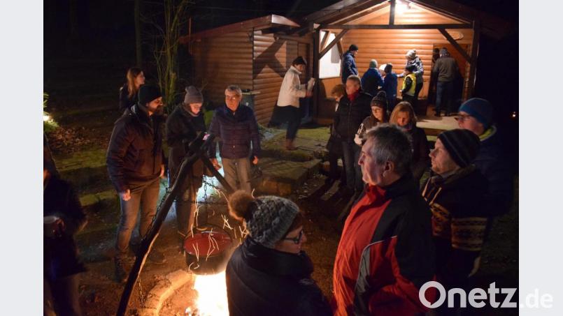 Stimmungsvoll ist die Waldweihnacht am Rotzenbühl. Bild: szl
