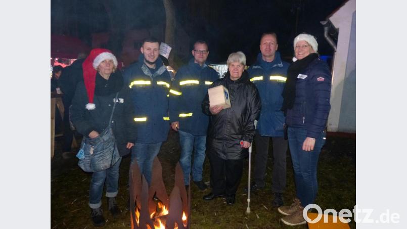 Die THW'ler aus Weiden kommen nicht mit leeren Händen. Bild: hme