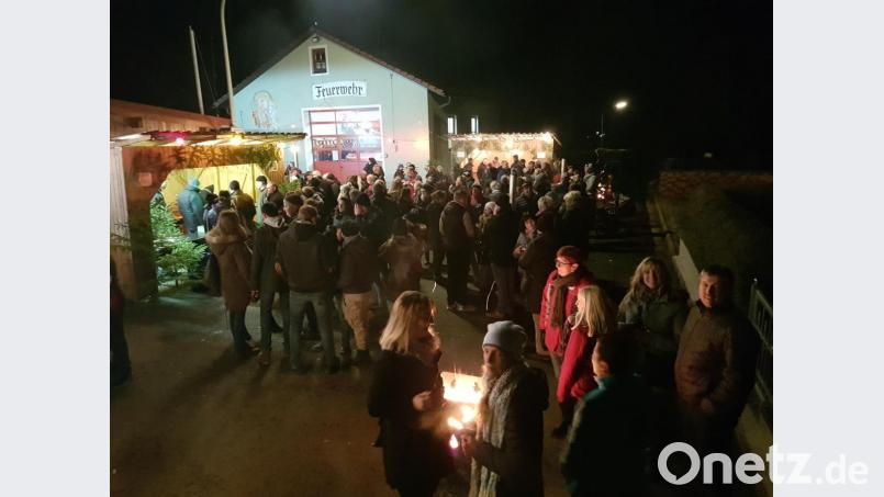Viel geboten war in Thanhausen, als alle ortsansässigen Vereine zur Wintersonnwendfeier einluden. Bild: rdh