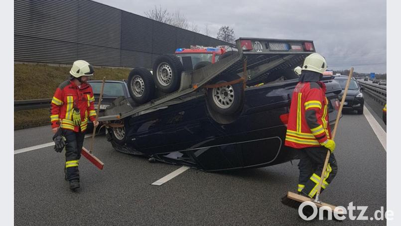 Auf der A93 in Fahrtrichtung Regensburg ereignete sich ein Unfall. Bild: exb