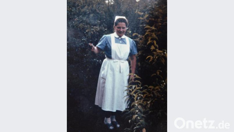 Die heute 84-jährige Resi Scharf als junge Krankenschwester. Bild: exb