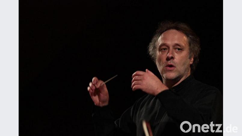 Dirigent Nicolas Rauss Bild: Privat/exb