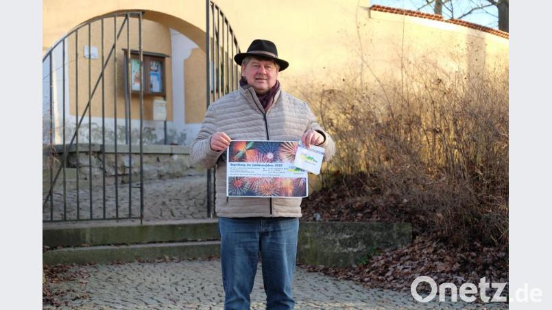 Bürgermeister Martin Schregelmann freut sich auf den zahlreichen Besuch der Bevölkerung, um mit ihnen auf dem Kirchberg das neue Jahr 2020 mit einem Brilliant-Feuerwerk der Gemeinde zu begrüßen Bild: wlr