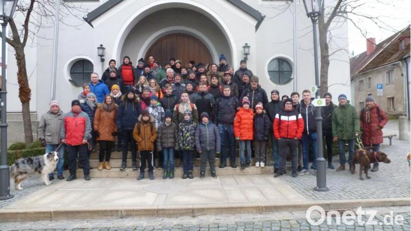 Viele Bärnauer beteiligten sich an der Jahresabschlusswanderung des TSV. Bild: exb