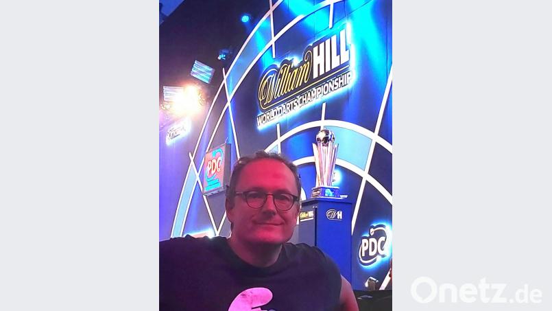 Christoph Hahn war bei der Darts-WM in London live dabei. Für ihn war die Veranstaltung &quot;gigantisch&quot;, &quot;grandios&quot;, &quot;genial&quot;. Bild: exb