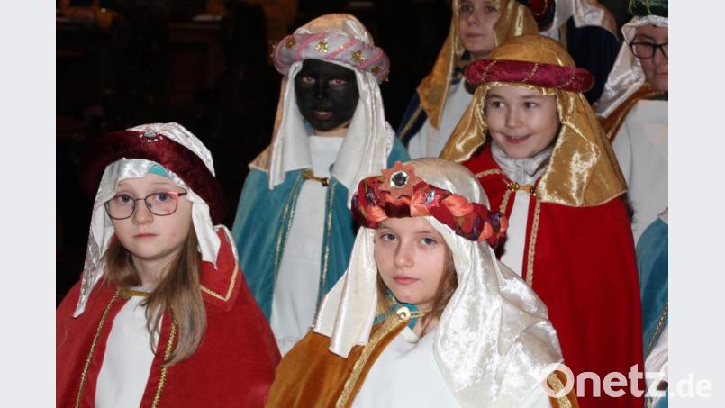 Die Mädchen und Buben sind voller Vorfreude auf die Einsätze als Sternsinger. Bild: kro
