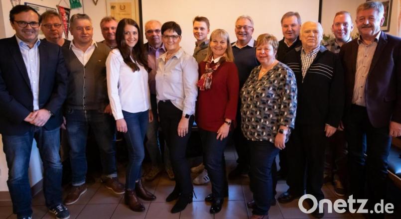 Die Christliche Wählergemeinschaft (CWG) Ammerthal nominierte im Ammerthaler Hof ihre Kandidaten für die Kommunalwahlen im März. Bild: exb