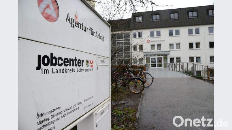 Einen leichten Anstieg der Arbeitslosigkeit verzeichnete die Agentur für Arbeit im Bezirk Schwandorf. Bild: Petra Hartl