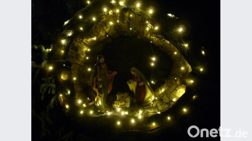 Die heilige Familie im Lichter-Strahlenkranz Bild: rlö