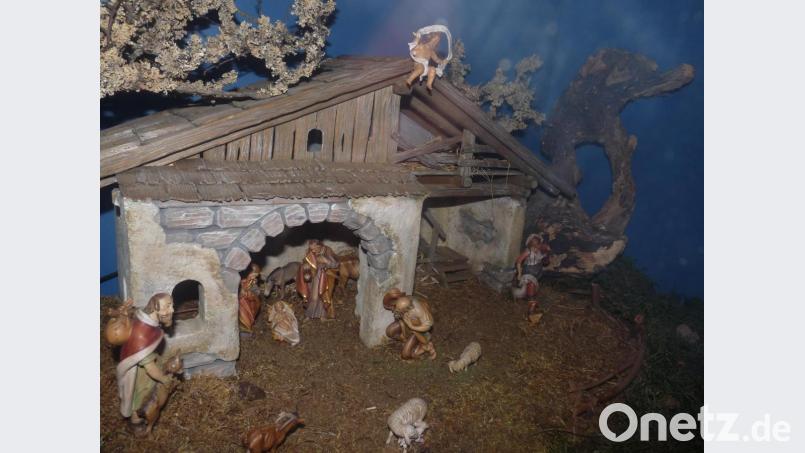 Traditionell und weit verbreitet: Krippen im alpenländischen Stil. Bild: rlö