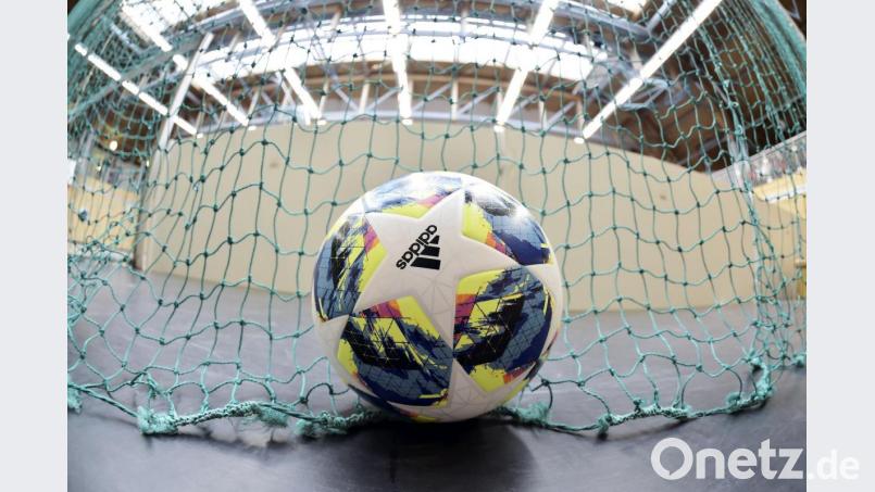 Im Fußballkreis Cham/Schwandorf wurden die Teilnehmer an der Endrunde der Futsal-Kreismeisterschaft ermittelt. Bild: zg