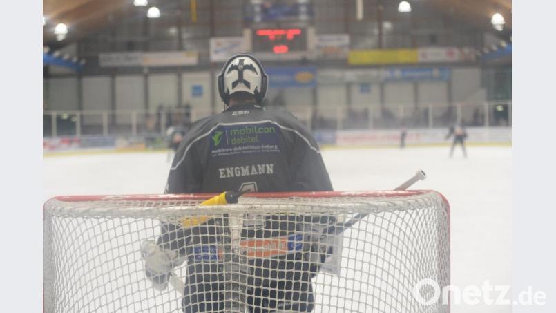 Ab Freitag wird des ernst für den ERSC Amberg und Goalie Oliver Engmann, wenn die Aufstiegsrunde zur Bayernliga beginnt. Bild: brü