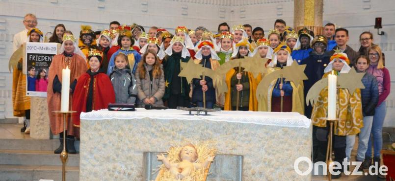 Aussendung der Sternsinger in Kirchenthumbach. Bild: ü