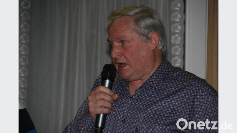 Stadtrat und stellvertretender Landrat Martin Weiß bei seinem Grußwort. Bild: obl