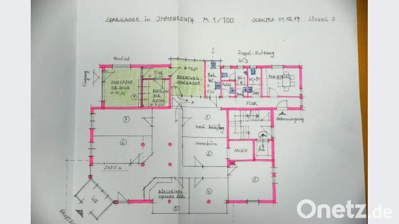 So könnte die Raumaufteilung der Sparkassengeschäftsstelle einmal aussehen. Die Sparkasse selbst wird nur noch einen kleinen Teil des Erdgeschosses für sich nutzen. Gemeinsam genutzt werden könnte der sanitäre Bereich. Bild: bkr