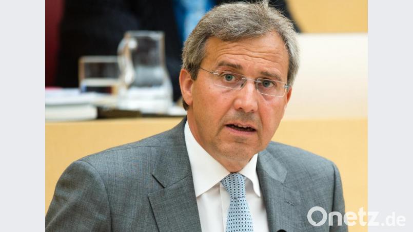 Franz Rieger, CSU-Abgeordneter, während einer Plenarsitzung im bayerischen Landtag. Die Regensburger Staatsanwaltschaft hat Anklage gegen Rieger erhoben. Bild: Matthias Balk/dpa