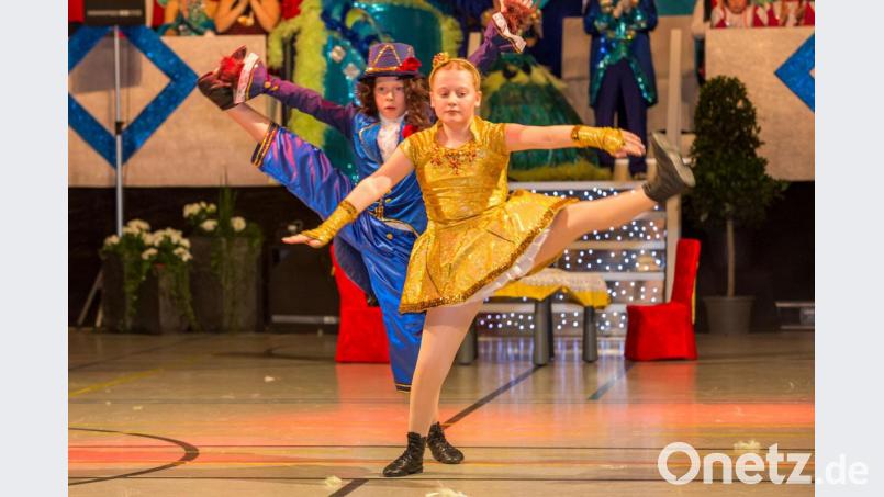 Die Narrhalla Windischeschenbach ist bekannt für ihr tolles Showprogramm. Wer die Tänze aller Garden sehen möchte, hat dazu beim Kaffeekränzchen am 26. Januar und beim Kehraus am 25. Februar Gelegenheit. Das Foto mit dem Kindertanzpaar stammt vom Inthronisationsball 2018. Bild: sml