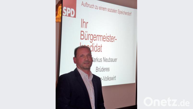Der 50-jährige Diplom-Volkswirt Markus Neubauer bewirbt sich für die Speichersdorfer Sozialdemokraten bei der Kommunalwahl am Sonntag, 15. März um das Bürgermeisteramt. Seine Nominierung war von einem leicht holprigen Start begleitet. Bild: br