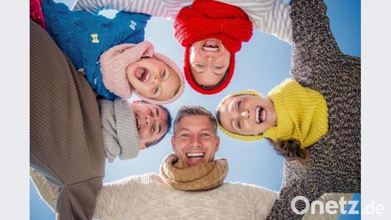 Mit guten Freunden können lachen und weinen, die wichtigen Ereignisse in unserem Leben teilen und in schweren Zeiten auf sie zählen. Bild: detailblick-foto – stock.adobe.com