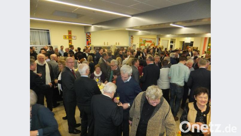 In lockerer Atmosphäre konnten sich die Gäste beim Neujahrsempfang austauschen Bild: ibj