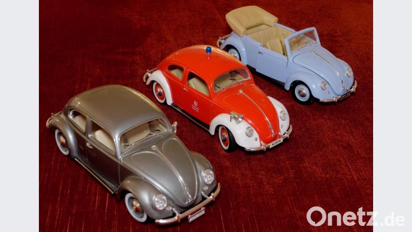 Nostalgie pur - der legendäre VW Käfer in allen Variationen ist Bestandteil der Ausstellung. Bild: tr