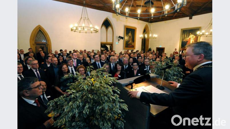 Gut ein halbe Stunde dauerte beim Neujahrsempfang die Rede von OB Michael Cerny, der rund 300 Gäste lauschten. Bild: Stephan Huber