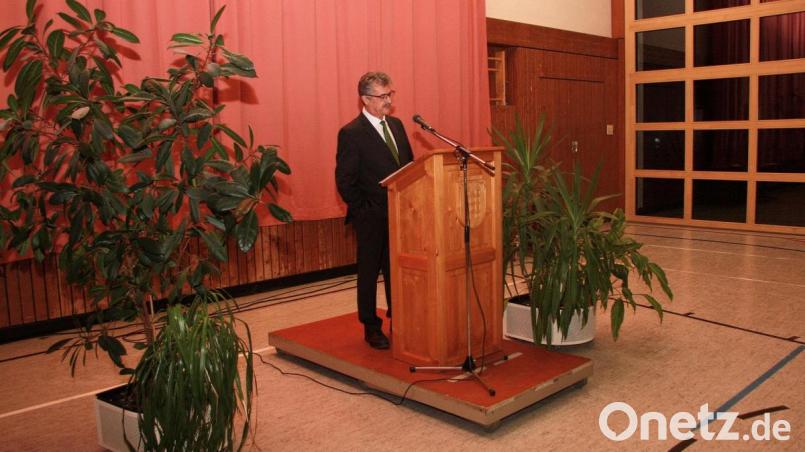 Beim Neujahrsempfang in der Mehrzweckhalle rückte Bürgermeister Braun auch die Maßnahmen in den Mittelpunkt, die nötig seien, um den Ort weiter voranzubringen. Bild: wro