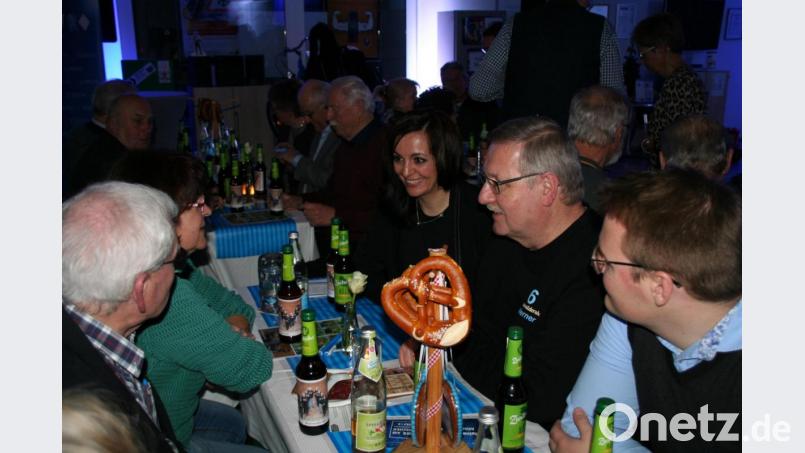 Waldershof maximal voranbringen möchte CSU-Bürgermeisterkandidatin Margit Bayer (Mitte). Am Wochenende startete der Ortsverband in den Wahlkampf zur Kommunalwahl am 15. März. Bild: fpoz