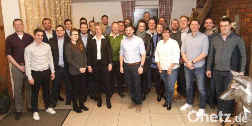 Die "Jungen Wähler" nominierten am Sonntag die Kandidaten für die Kreistagswahlen im März. Bild: Hirsch