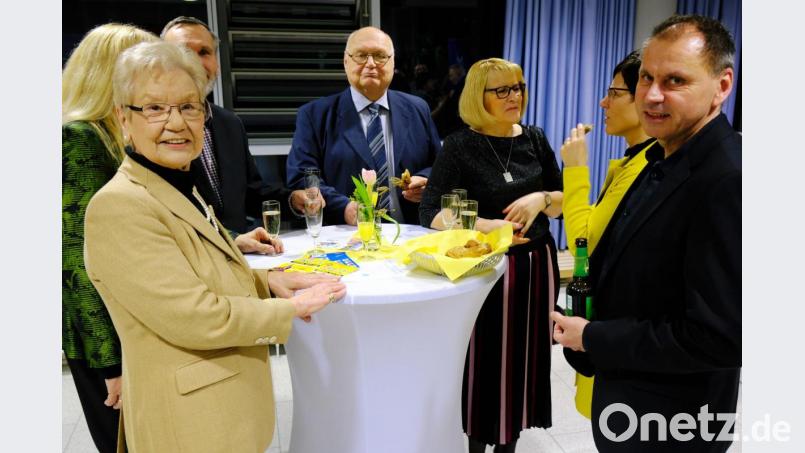 Dem offiziellen Teil folgen anregende Unterhaltungen. Bild: do