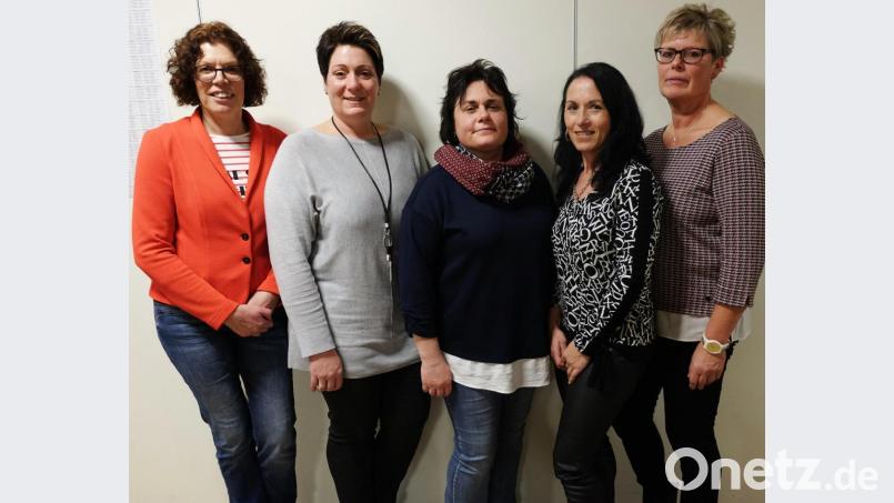 Die Versammlung bestätigte die Vorstandschaft der Abteilung Turnen des TSV Stulln in allen Positionen (von links): Gaby Gauder (Stellvertreterin), Katrin Engelhardt (Schriftführerin), Diana Wachtel (Kassiererin), Michaela Heigl (Vorsitzende) und Andrea Kneißl (Kassenprüferin).
. Bild: ohr