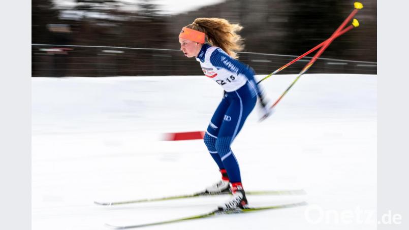 Lisa Gebhardt konnte sich sowohl beim Sprint mit Rang 13 als auch beim Langdistanzrennen mit Platz 15 im vorderen Drittel platzieren. Ein Sturz kurz vor der Zielgeraden verhinderte dabei eine noch bessere Platzierung Bild: chl