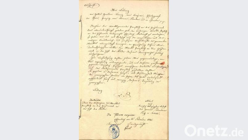 Die Kopie der Stadterhebungsurkunde geht 1845 an das Landgericht älterer Ordnung in Eschenbach. Die Originalurkunde ist seit Jahren verschollen. Bild: Bernhard Fuchs, sne