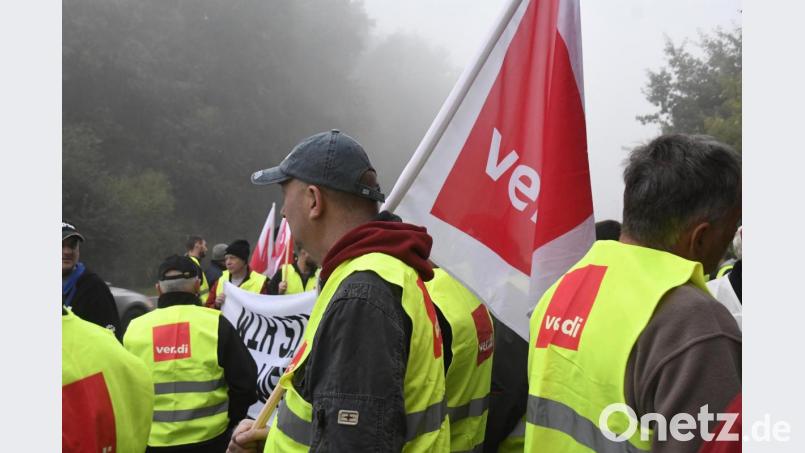 Der Streik der Beschäftigten hat Wirkung gezeigt. Verdi hat sich mit den Arbeitgebern auf einen Abschluss für die Zivilbeschäftigten geeinigt. Bild: Petra Hartl