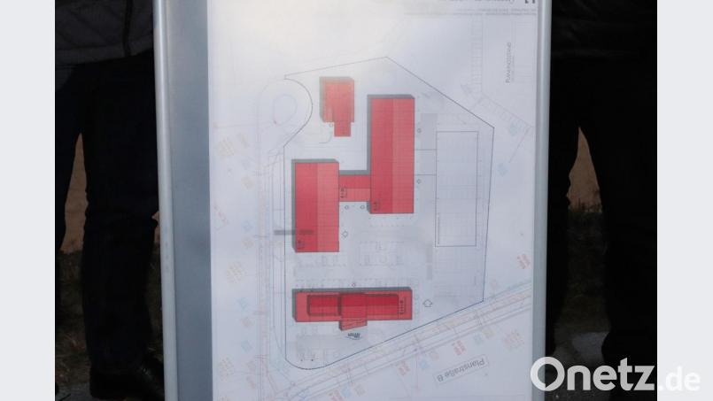 Die einzelnen Bauabschnitte des Projekts der Firma Ritter Group Immobilien &amp; Verwaltung GmbH &amp; Co. Bauabschnitt eins wird die Errichtung des Verwaltungsgebäudes (unten im Bild) mit Baubeginn 16. März 2020 sein. Bild: jma