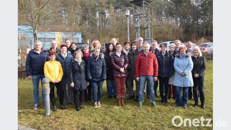 Unter den 53 Arbeitsjubilaren im Heilpädagogischen Zentrum sind 22 Mitarbeiter mit 25, 30 und 40 Dienstjahren. Bild: fz