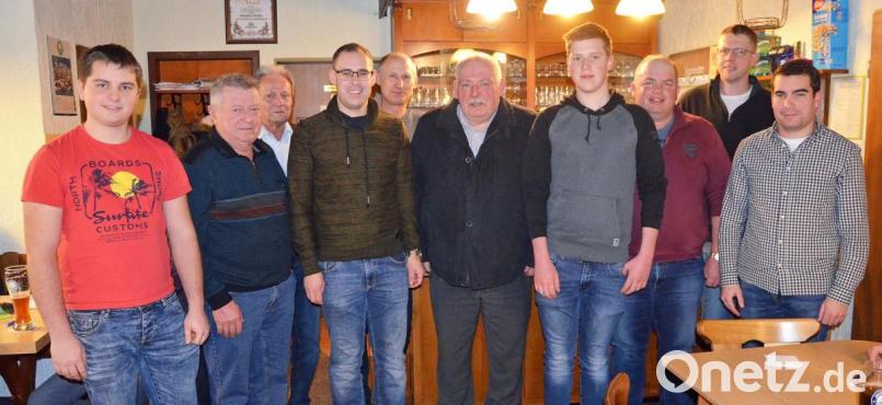 Der neue Vorstand des Imkervereins Kirchenthumbach. Bild: rfü