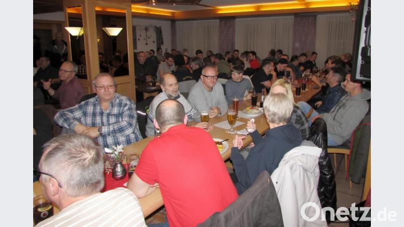Volles Haus bei der Jahreshauptversammlung des Fischereivereins Bild: Schönberger, Ferdinand [fsb]