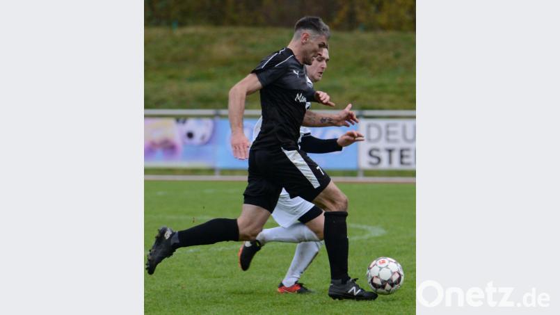 Wolfgang Hesl ist nur noch in der Rückrunde als Feldspieler beim TSV Stulln am Ball. Danach wechselt er ins Tor des SC Ettmannsdorf. Bild: ham