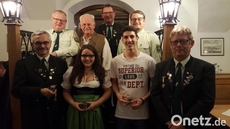 Ihr bestes gaben die Edelweiß-Vereinsmeister 2020: (von links) Günter Heidl, Klaus Böller, Sonja Groth, Rudolf Meyer, Richard Schwarz, Jacob Schwab, Michael Schübel und eHhSportleiter Reinhard Daller ( Bild: vt