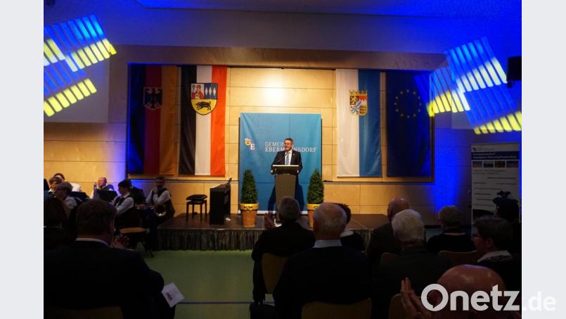 Bürgermeister Josef Gilch während der Neujahrsansprache im Dom-Com. Bild: wec