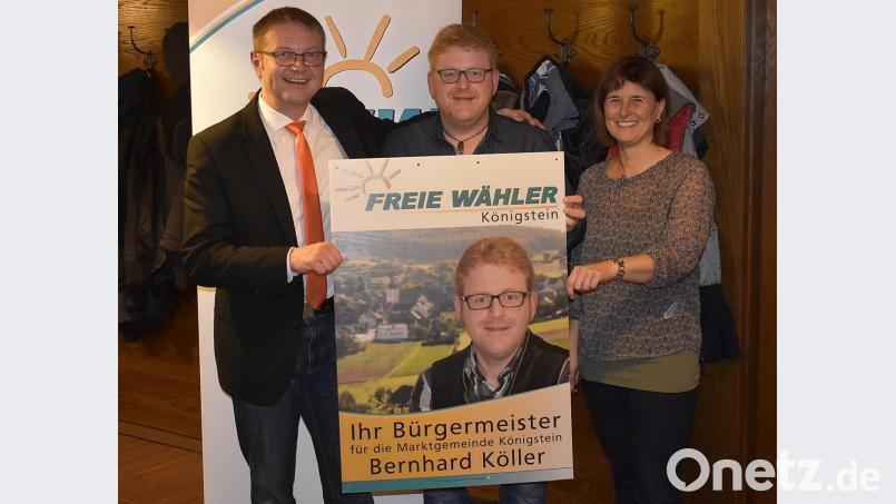 Der stellvertretende Landesvorsitzende und Landratskandidat Hans-Martin Grötsch mit dem Königsteiner Bürgermeisterkandidaten der Freien Wähler, Bernhard Köller, und der Ortsvorsitzenden Doris Lehnerer. Bild: Karl Schwemmer